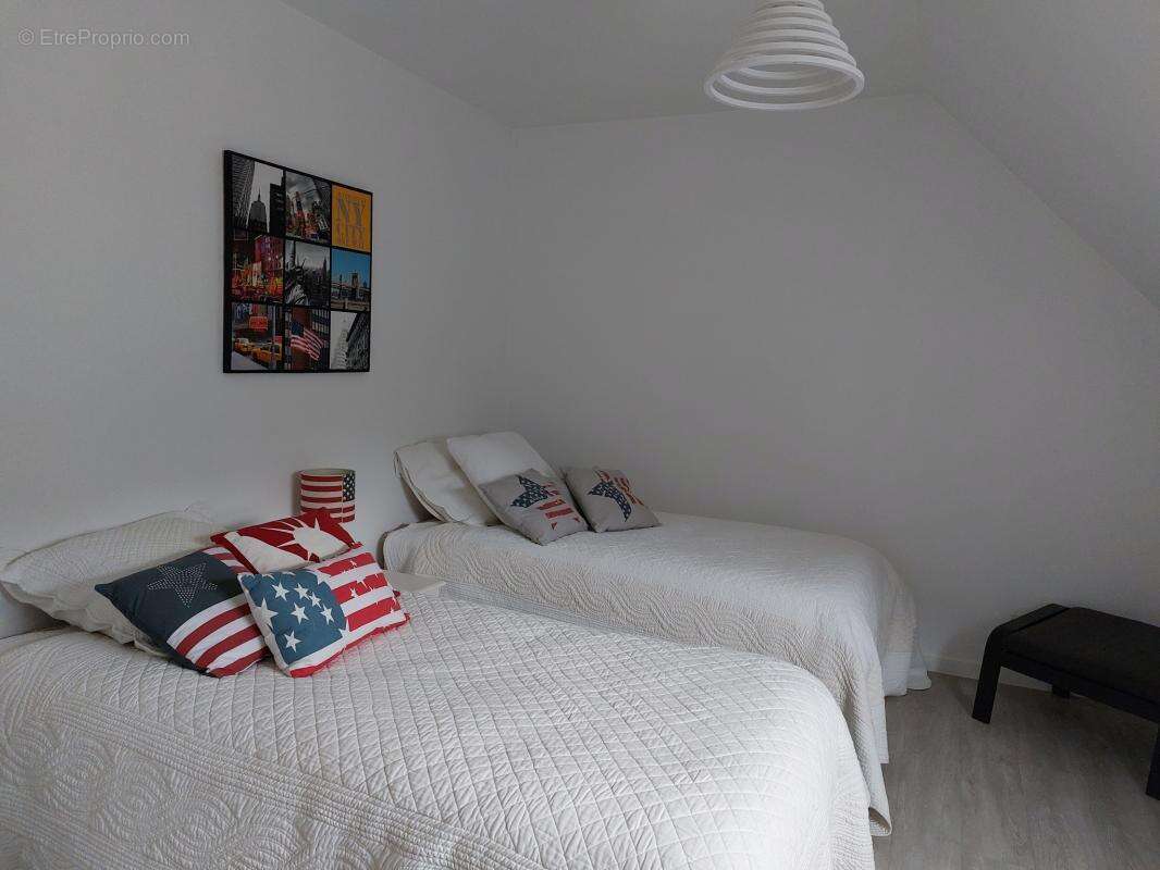 Maison à SAVIGNE-L'EVEQUE