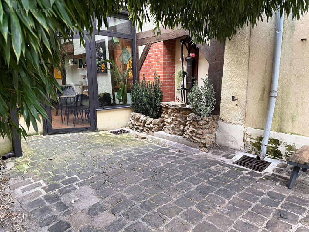 Maison à AY