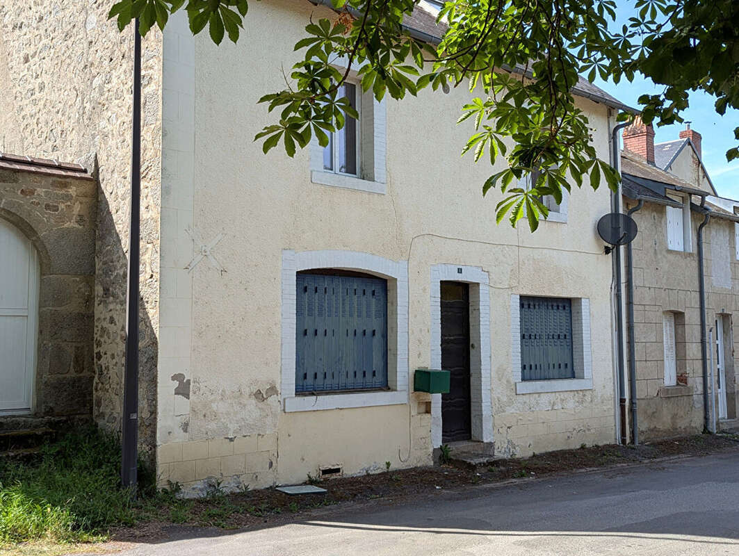 Maison à LE GRAND-BOURG