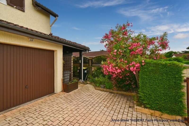 Maison à vendre 5 pièces CHASSIEU (69) - photo 32