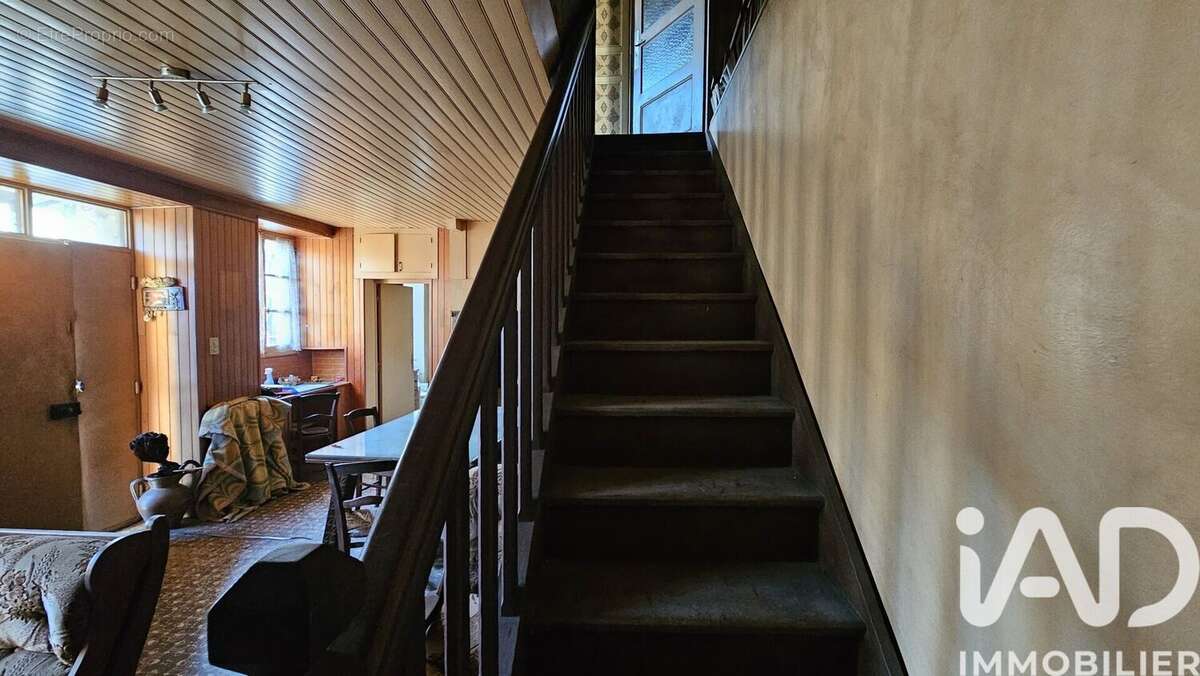 Maison 91 m² à Bagnac-Sur-Cele  - photo 8