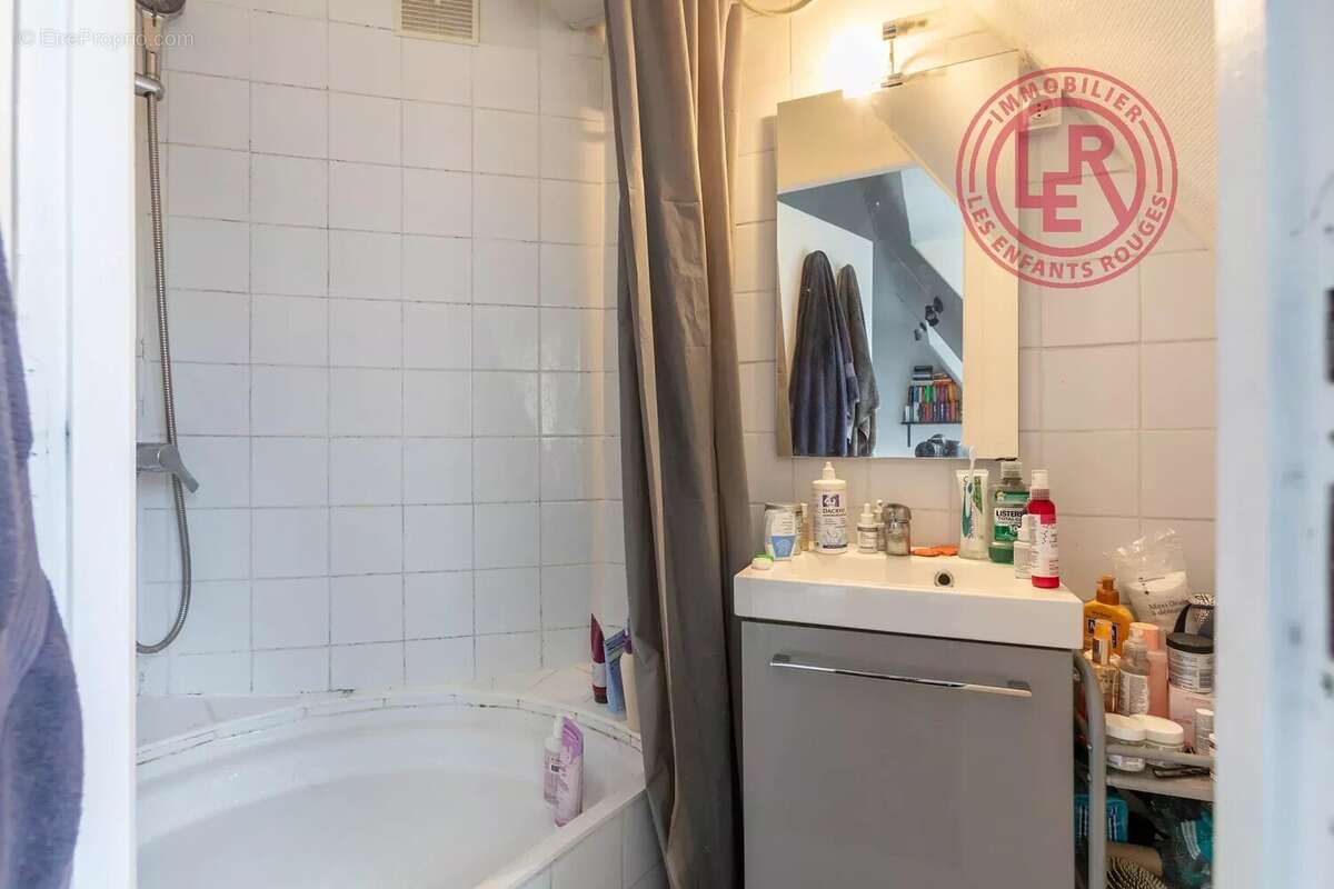 Appartement à PARIS-4E