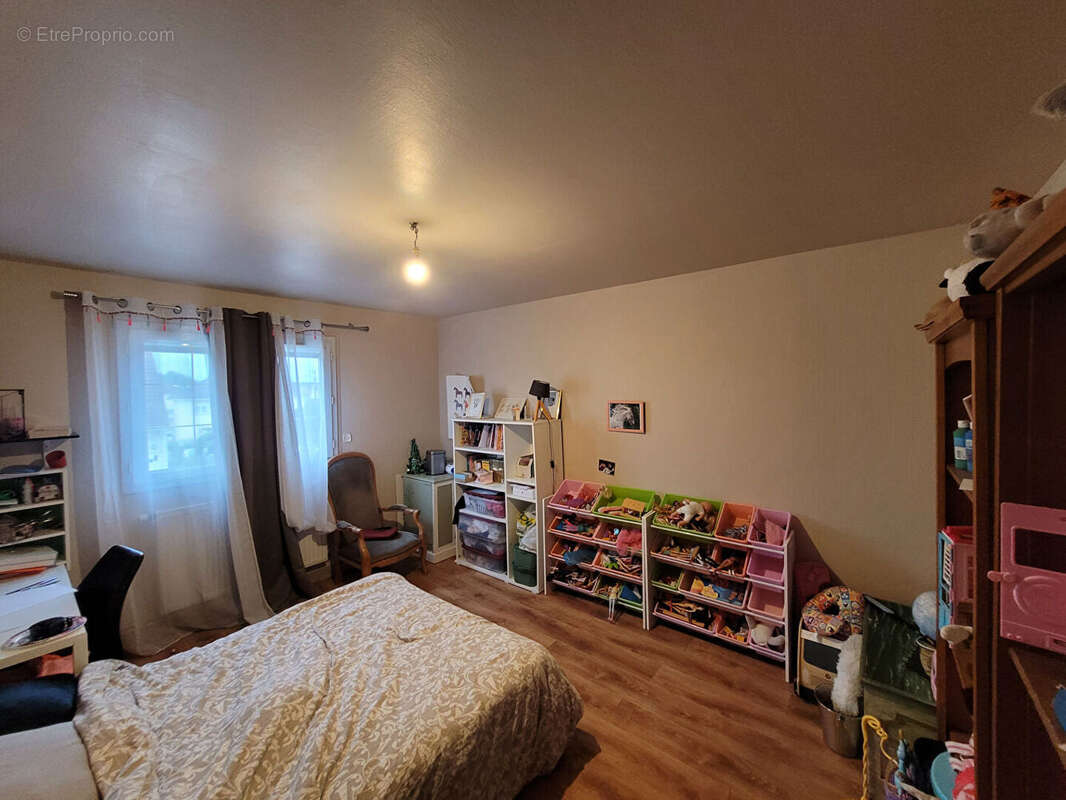 Maison à FLEURY-LES-AUBRAIS