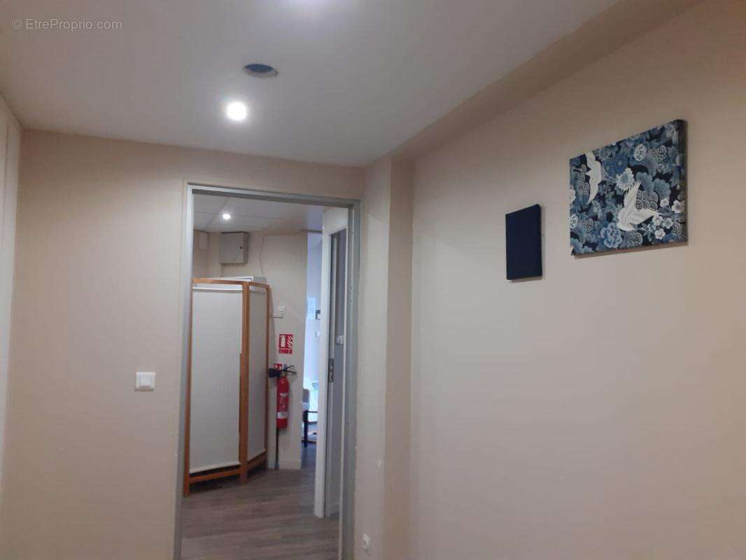 Locaux/Biens immobiliers - photo 4