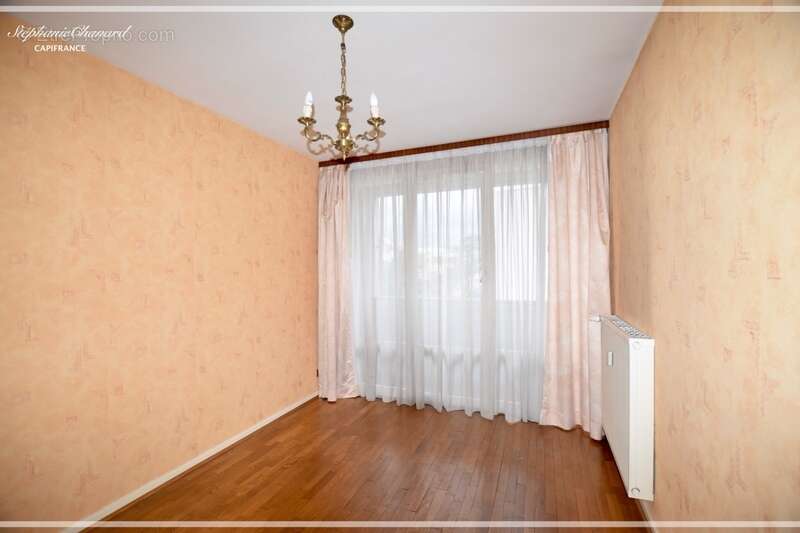 Appartement à LYON-8E