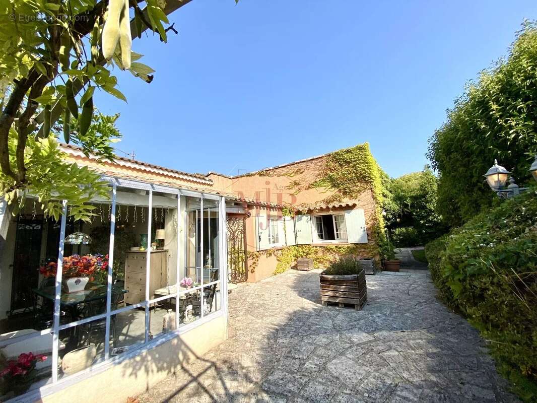 Au calme centre village  charmante villa plain pied - photo 28