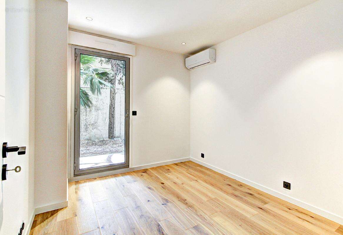 Appartement 4 pieces renove en rez de jardin - photo 4