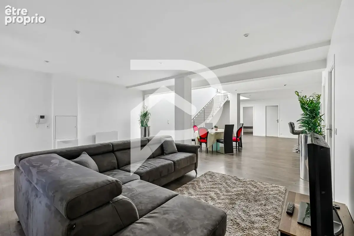 Loft  5 pièce(s) 150 m2 - photo 4