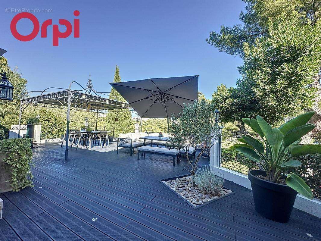 Maison à SAINT-MANDRIER-SUR-MER