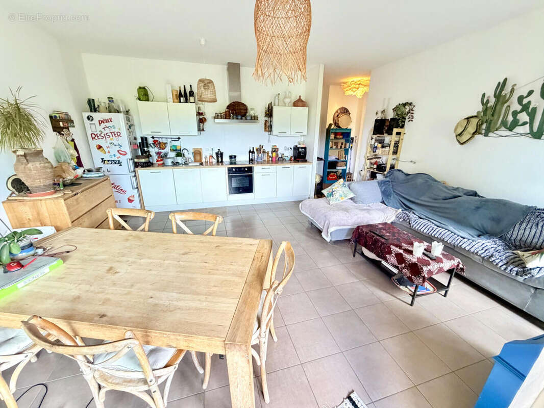 salon (1) - Appartement à SAINT-JULIEN-EN-GENEVOIS