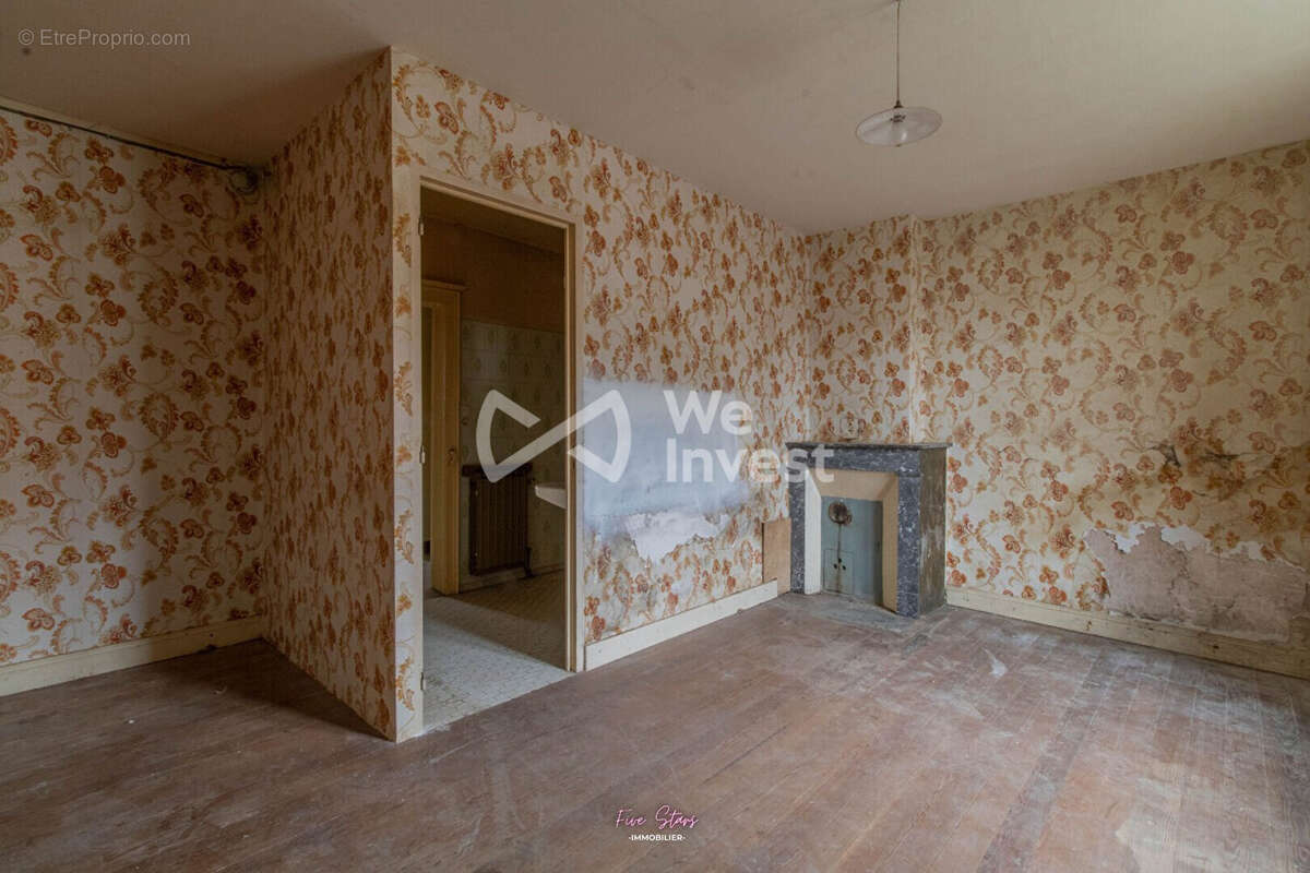 Maison 250 m² à Chambley-Bussieres  - photo 5