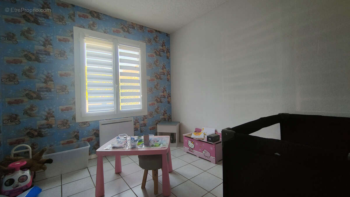 A 20 mn de gisors,  maison renovee de 150 m2 hab sur 800 m2 de terrain clos au calme avec garage et sous sol - photo 11