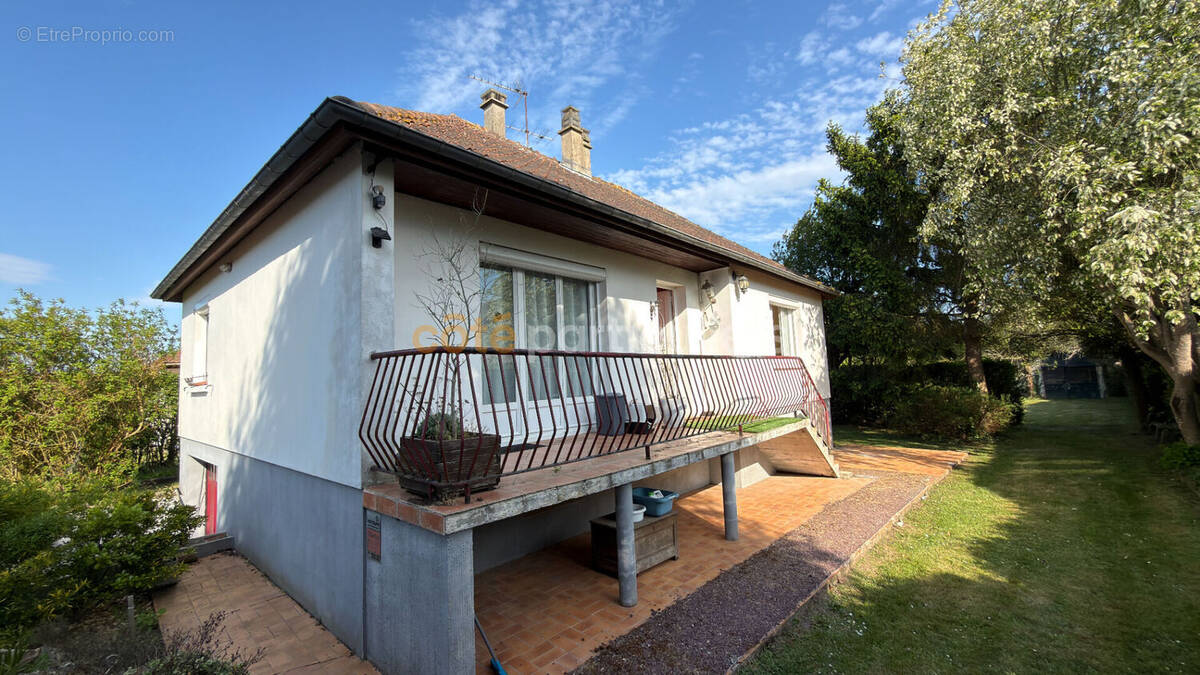 Maison à LE PLESSIS-GROHAN