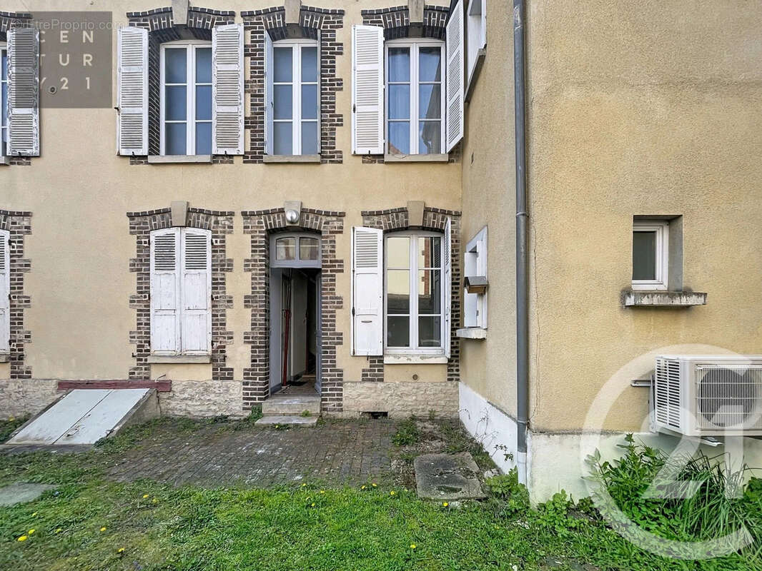 Appartement à SAINTE-SAVINE