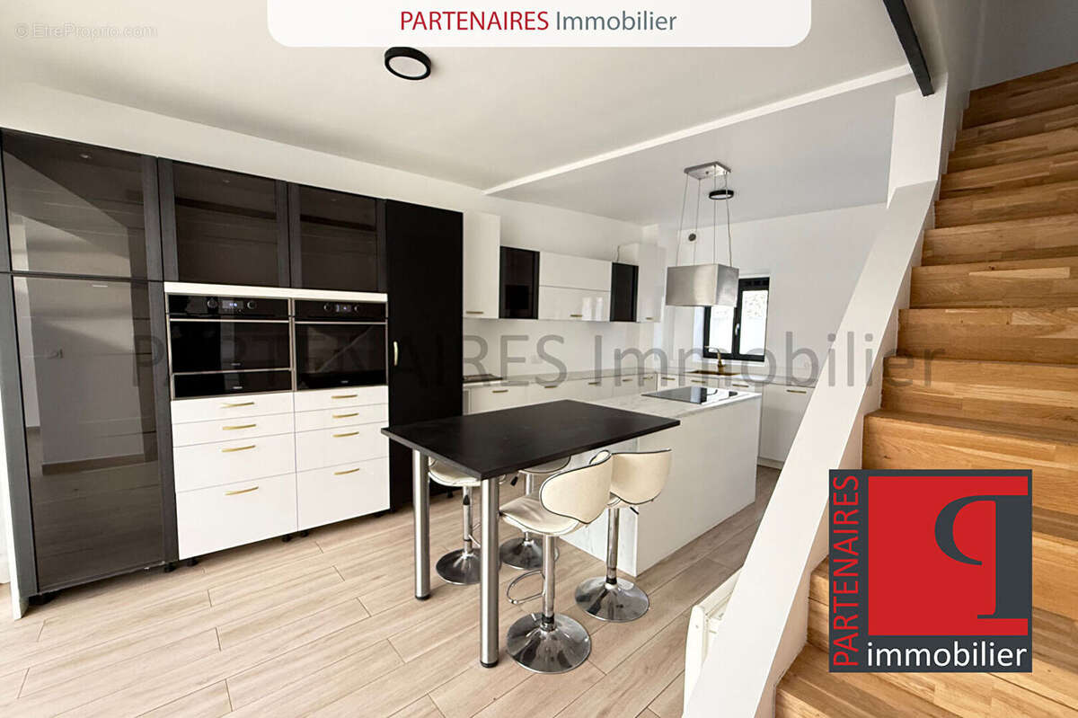 Maison à LE CHESNAY