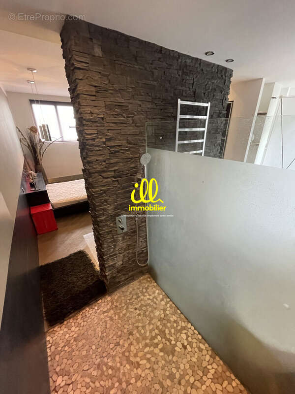 Appartement 109 m² à Charleville-Mezieres  - photo 9