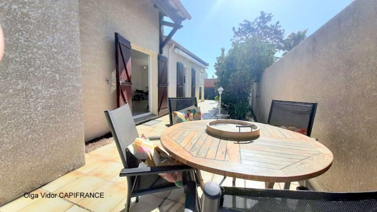 Dpt Hérault (34), à vendre LE GRAU D'AGDE maison P5  terrain 1000 m² double garage - photo 14