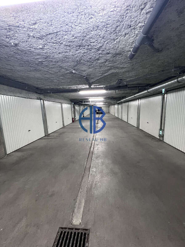 Garage Villeurbanne 13.50 m2 - photo 3