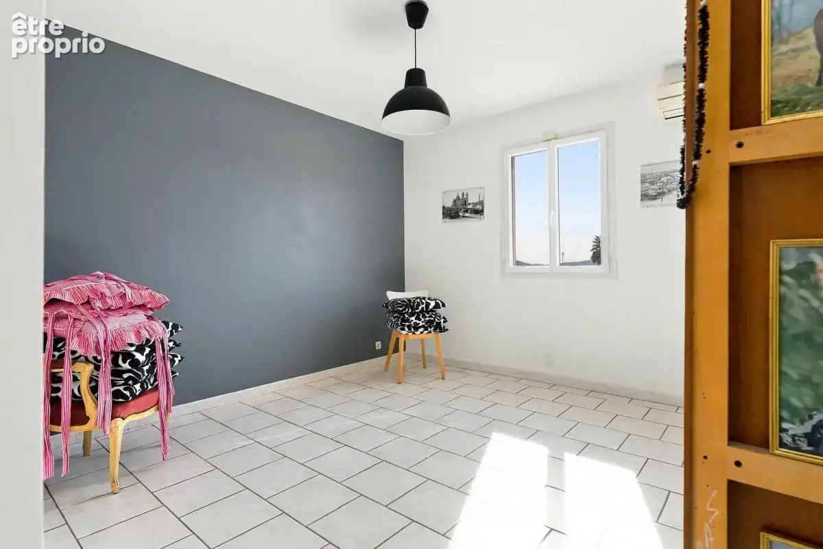 Maison de 5 pièces de 110 m² à Sanary-sur-Mer - photo 13