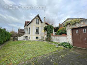 Maison à MONTIGNY-LES-CORMEILLES