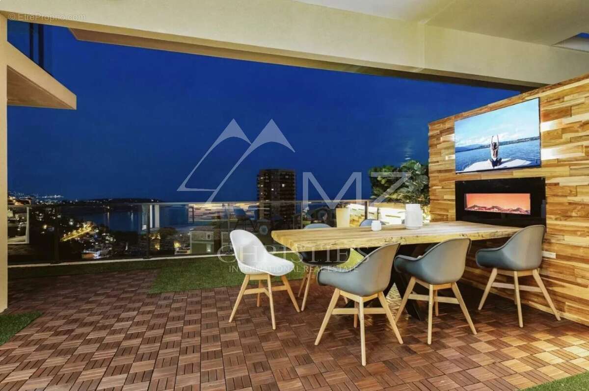 Appartement à BEAUSOLEIL