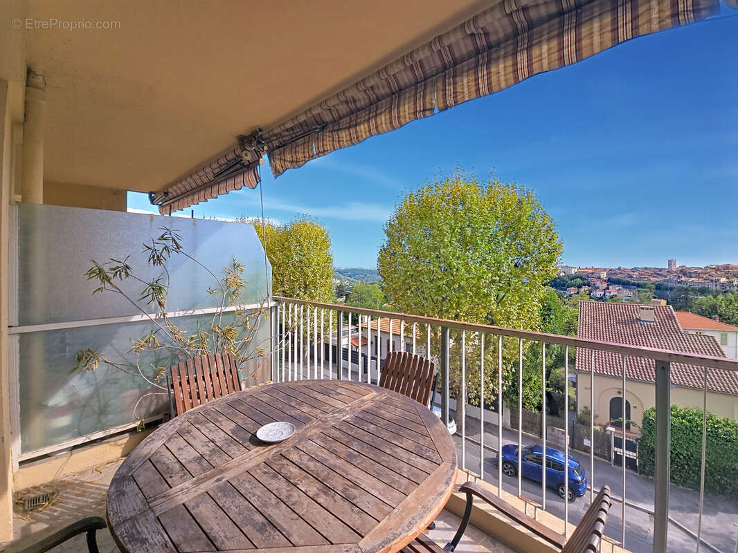 Appartement à VENCE