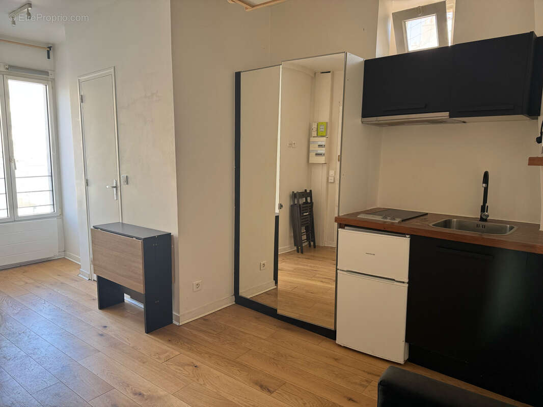 Appartement à PARIS-10E