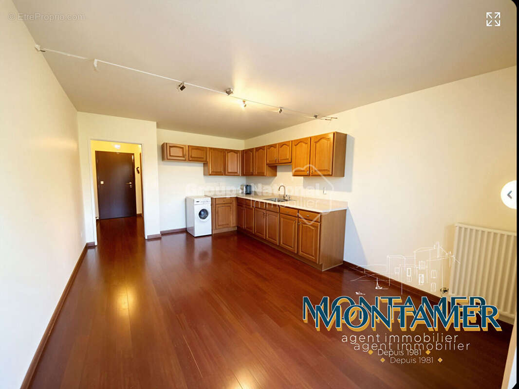 Appartement à SAUSSET-LES-PINS