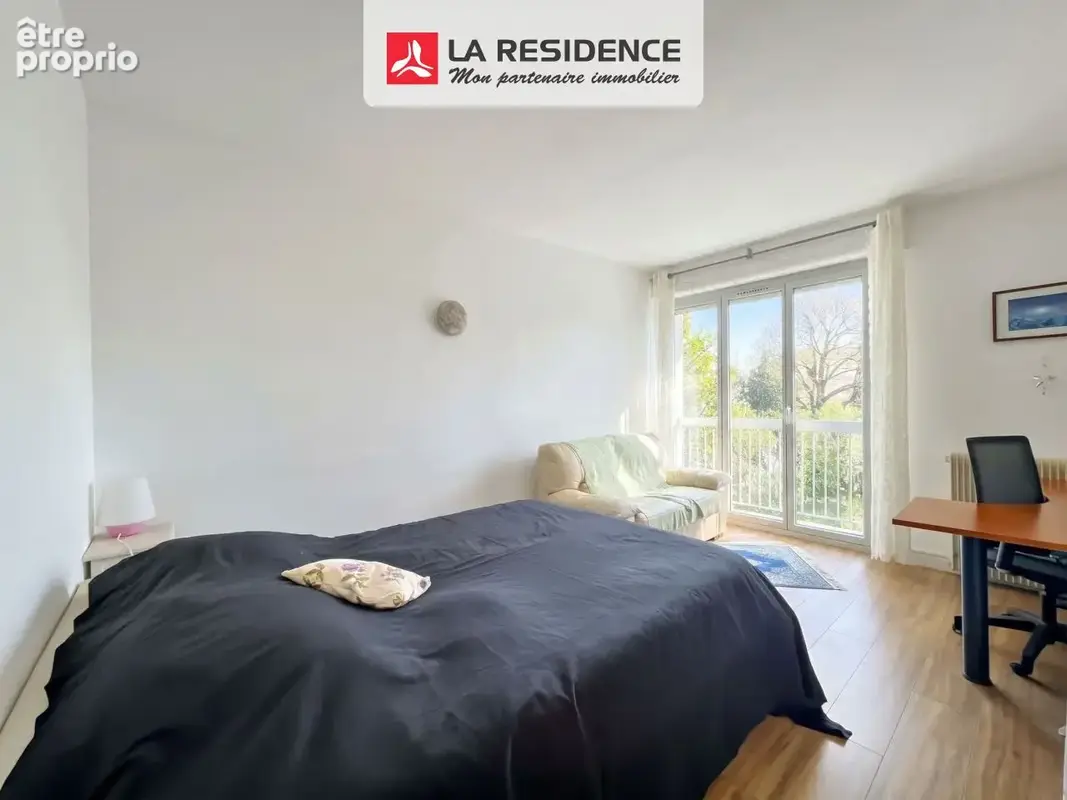 Appartement 4 pièces 89 m² à vendre à Chatou (78400) - photo 8