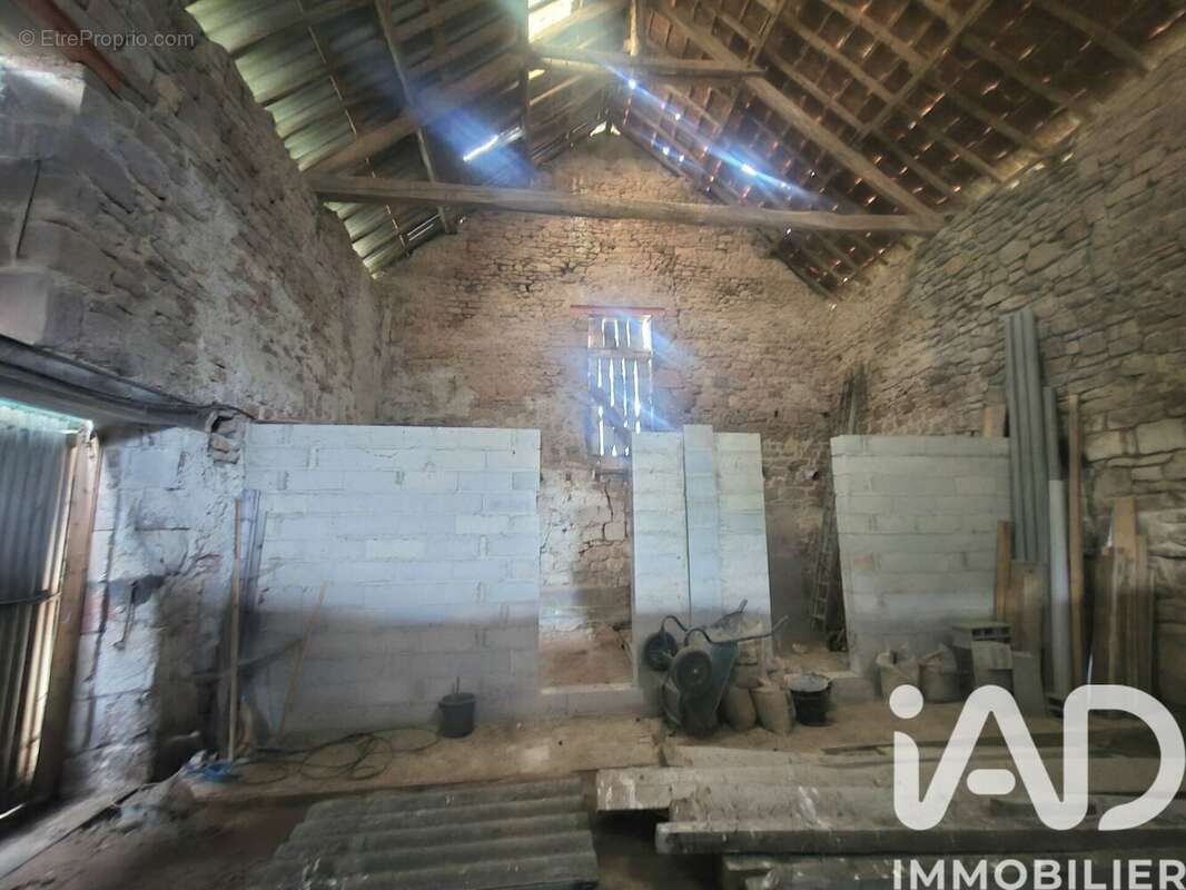 Photo 8 - Maison à BRIGNAC-LA-PLAINE