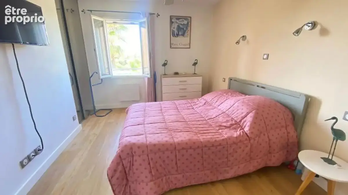 Maison 6 pièces 157 m² à vendre à Six-Fours-Les-Plages (83140) - photo 8