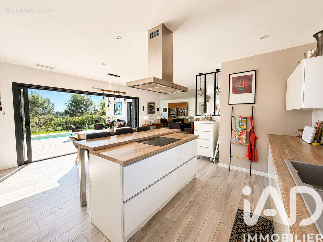 Photo 7 - Maison à NIMES