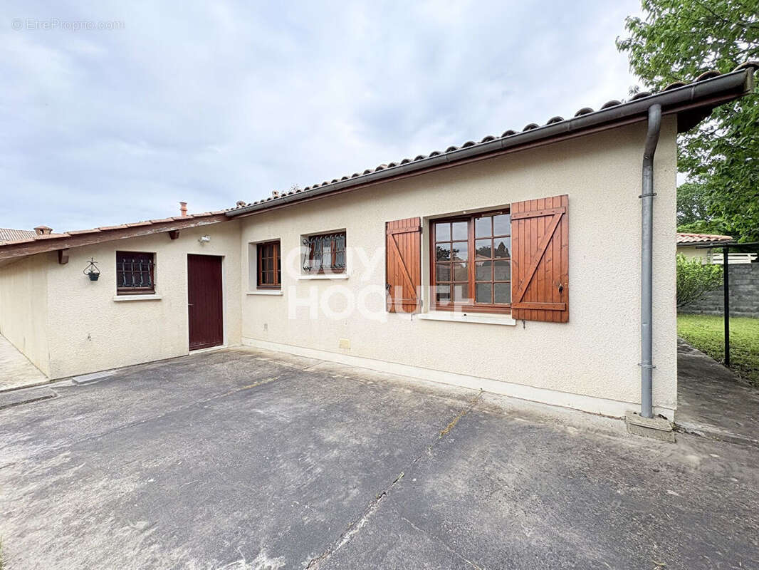 Maison à VILLENAVE-D'ORNON