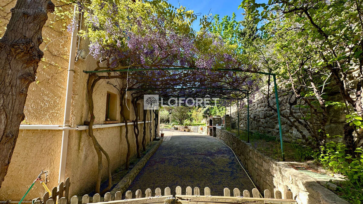 Maison à SALON-DE-PROVENCE