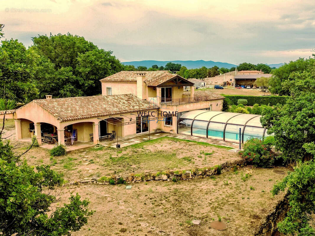 Exterieur - Maison à REGUSSE