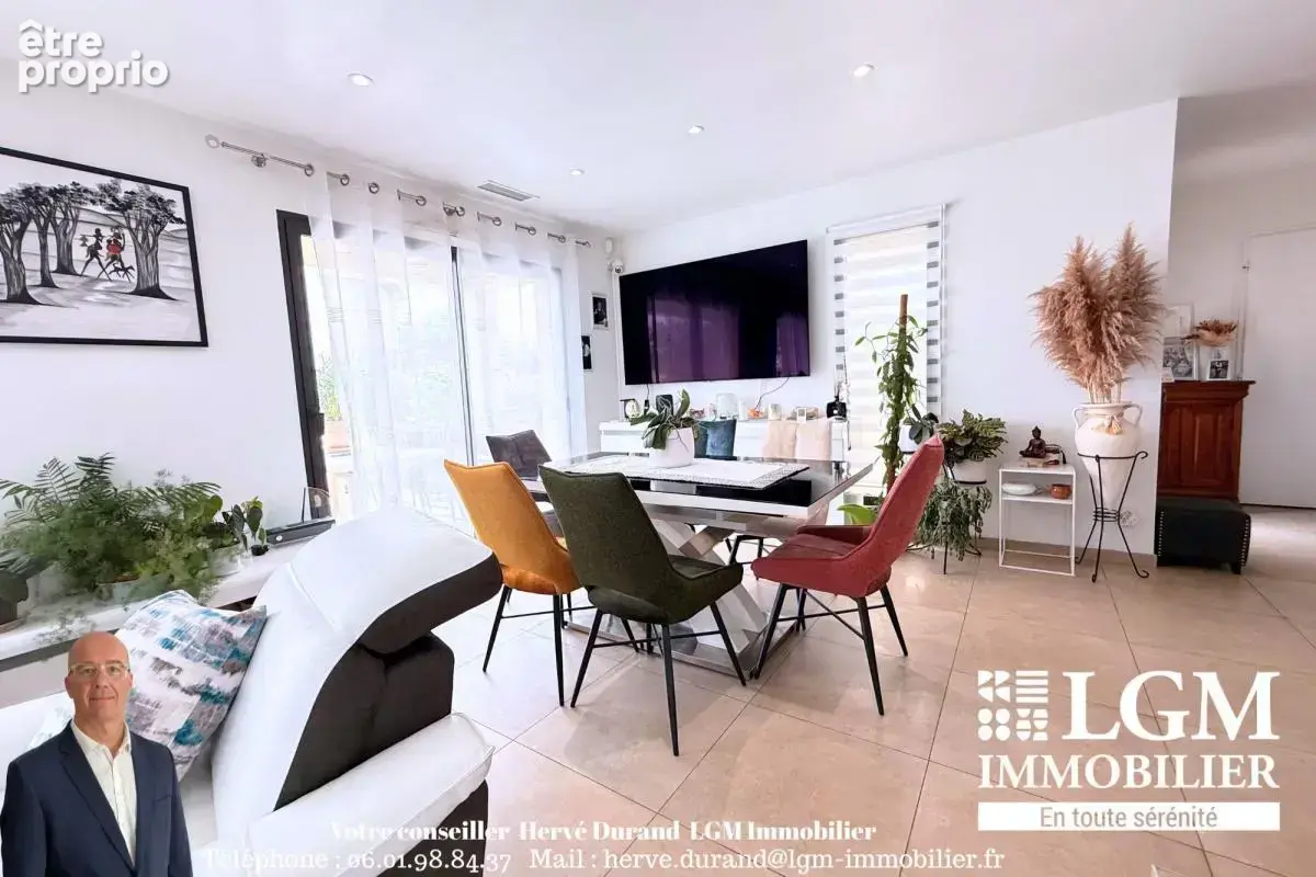 COUP DE CŒUR À MONTBLANC – Villa clé en main avec piscine, terrasse de 25 m², suite parentale et panneaux photovoltaïques ! - photo 3