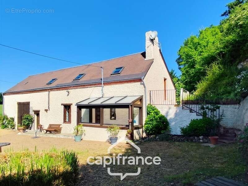 Maison à SAVIGNY-SUR-BRAYE