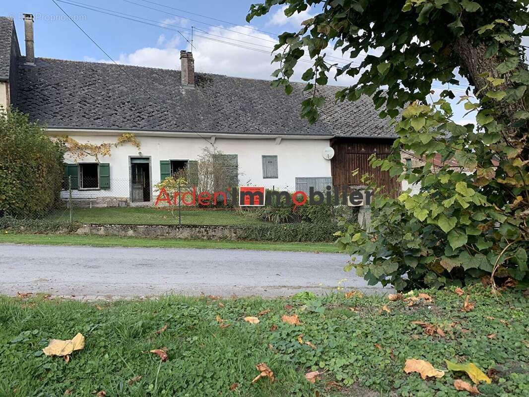 Maison à CHAUMONT-PORCIEN