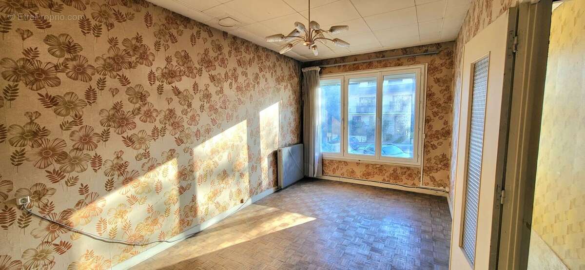 Maison à LE PLESSIS-ROBINSON