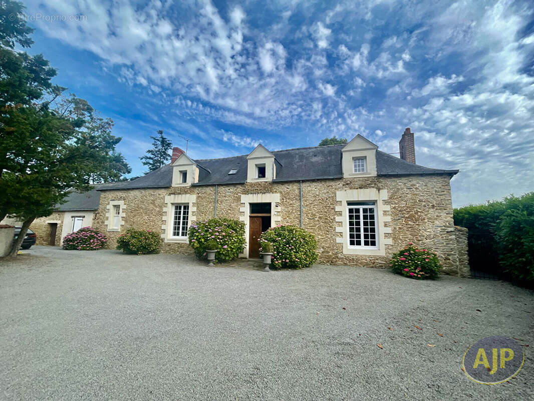 Maison à TRANS-SUR-ERDRE