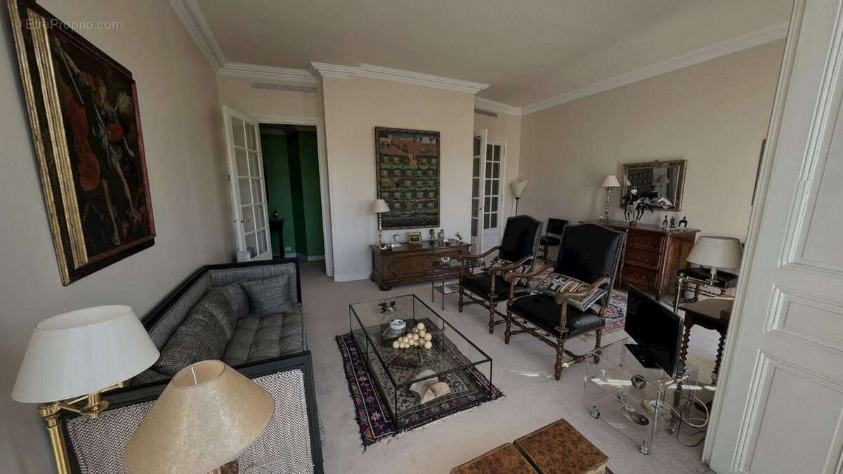 Appartement à PARIS-5E