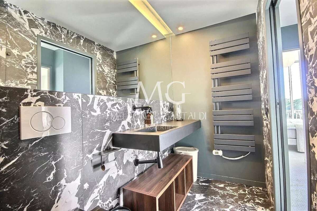 Cannes pointe croisette - 4p toit terrasse - parking - photo 11
