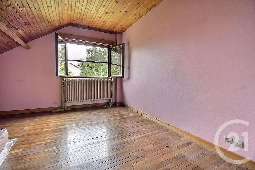 Maison à AULNAY-SOUS-BOIS