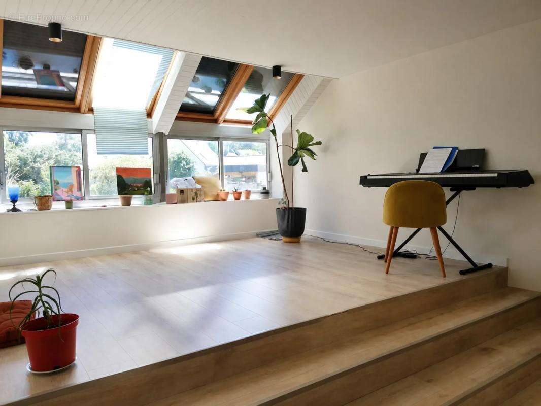 Maison de 8 pièces de 232 m² situé à Guer - photo 10