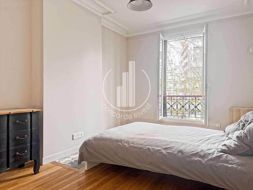 Appartement à PARIS-19E