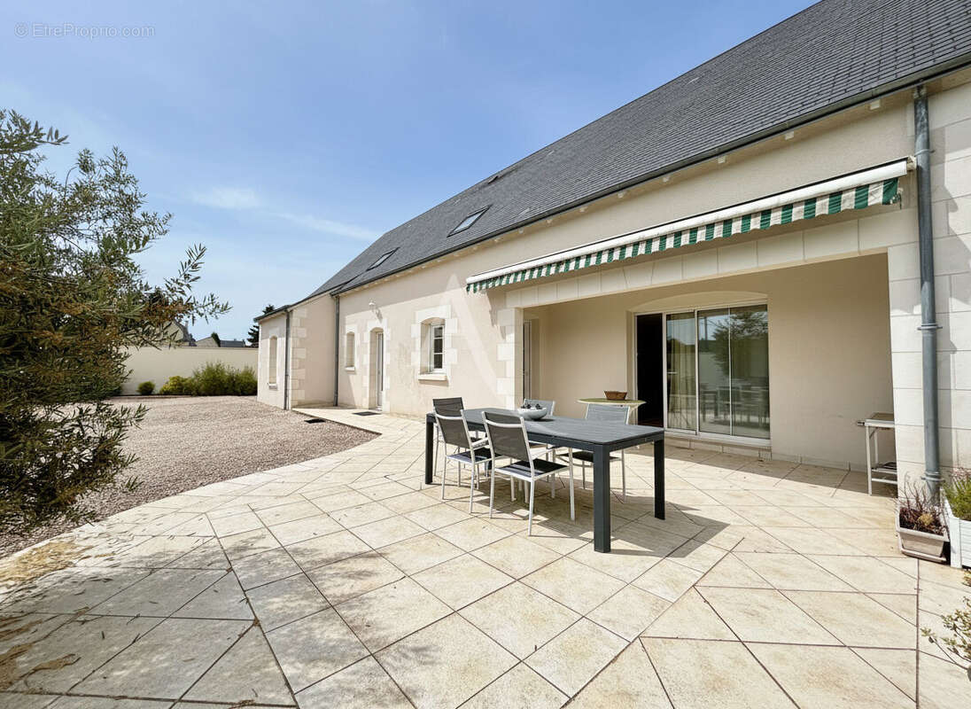 Maison de qualité à proximité des commerces - photo 17