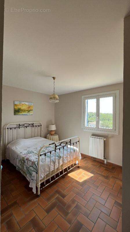 Maison 190 m² à Langlade  - photo 10