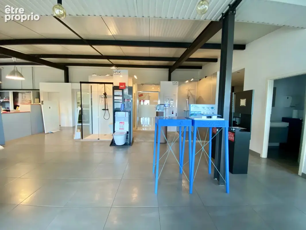 Local commercial de 650 m² sur 54 ares  RT2012  Prestations de qualité  Sarreguemines - photo 2