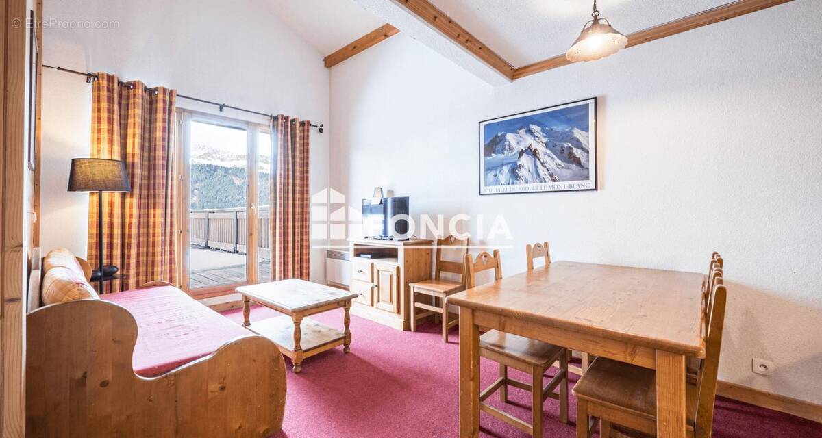 Appartement à NOTRE-DAME-DE-BELLECOMBE