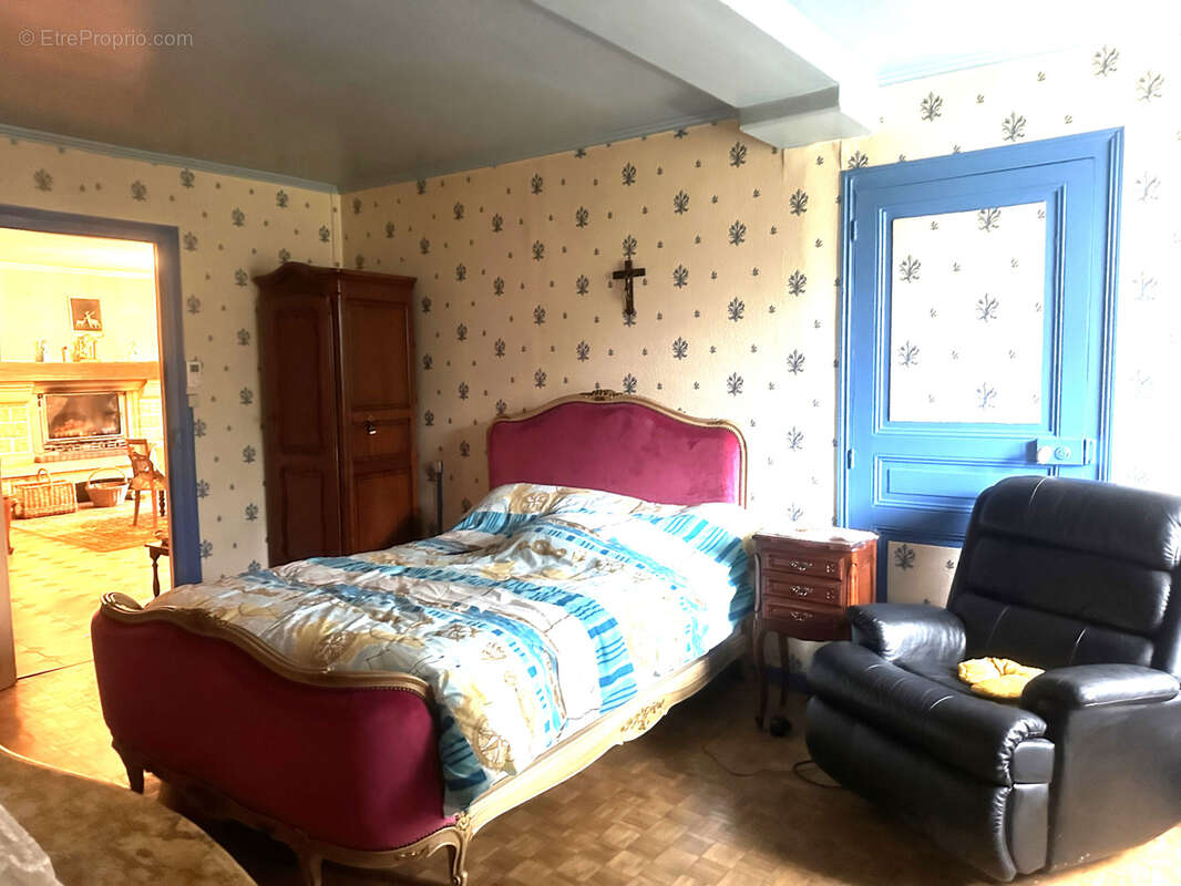 Maison à LA CHAPELLE-RABLAIS